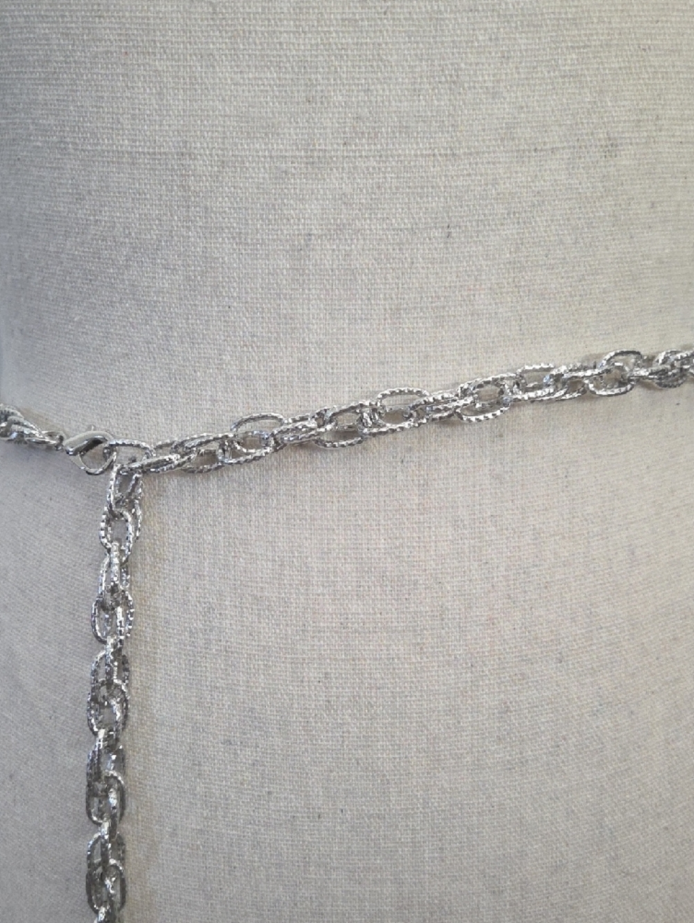 Silver Chain Waist Belt With Cross Decor - Picture 3 of 6